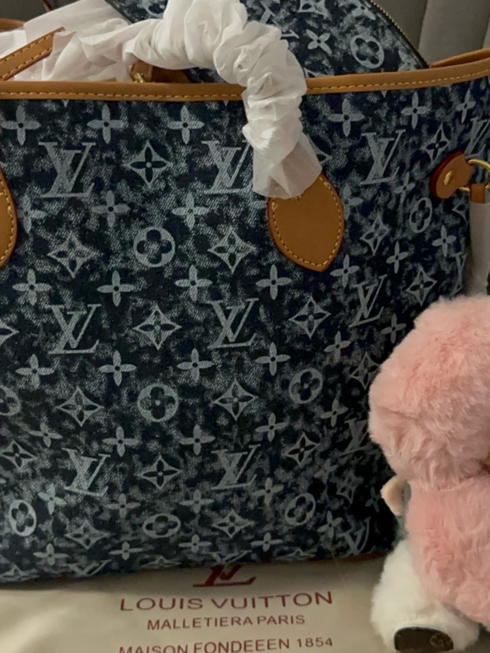 Louis Vuitton Denim Monogram Tote in Blue with Tan Trim - Picture 5 of 5